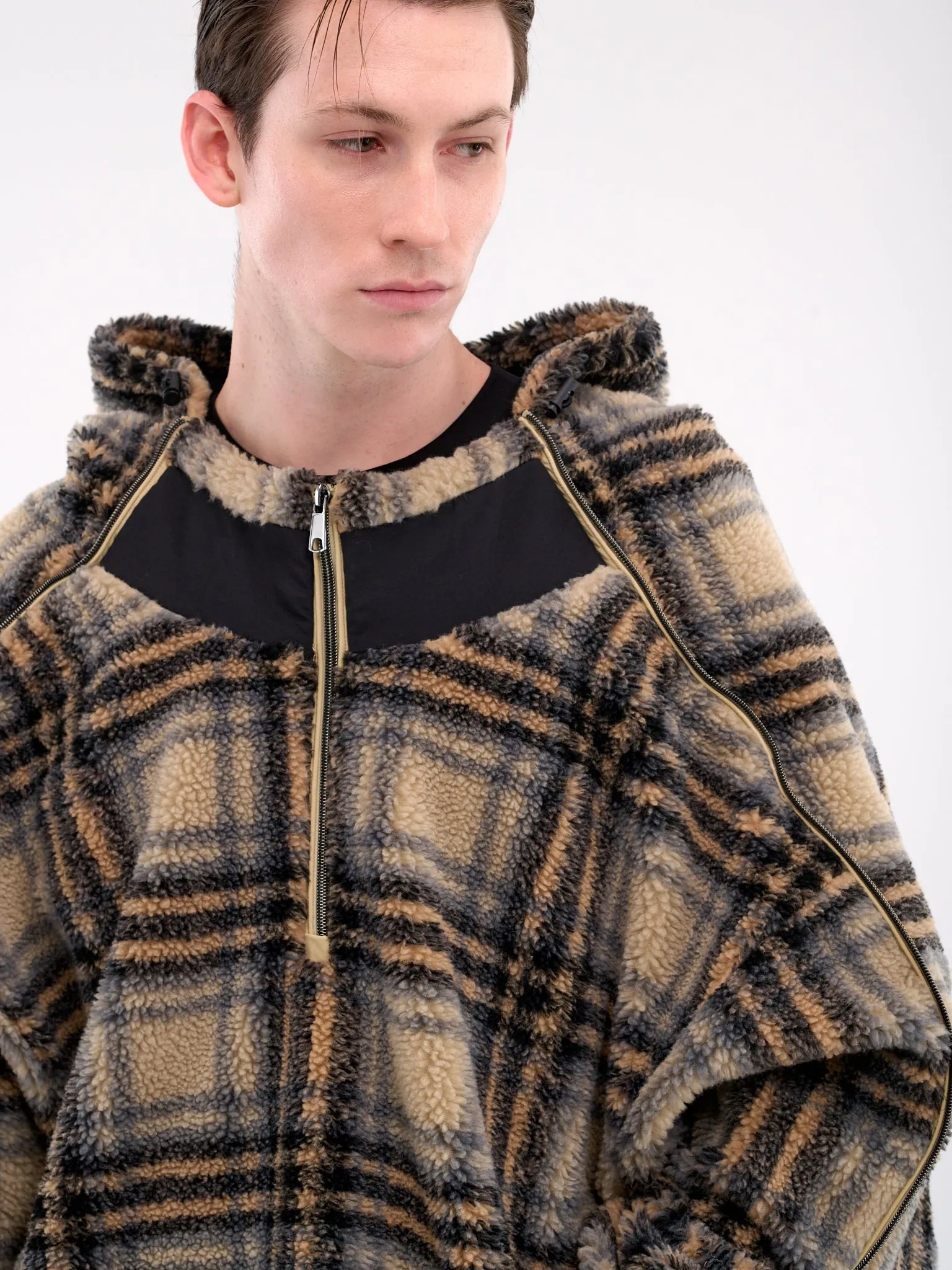 Insert Hood Fleece Pullover (209JA003-F571-BEIGE-BLACK-CHEC)