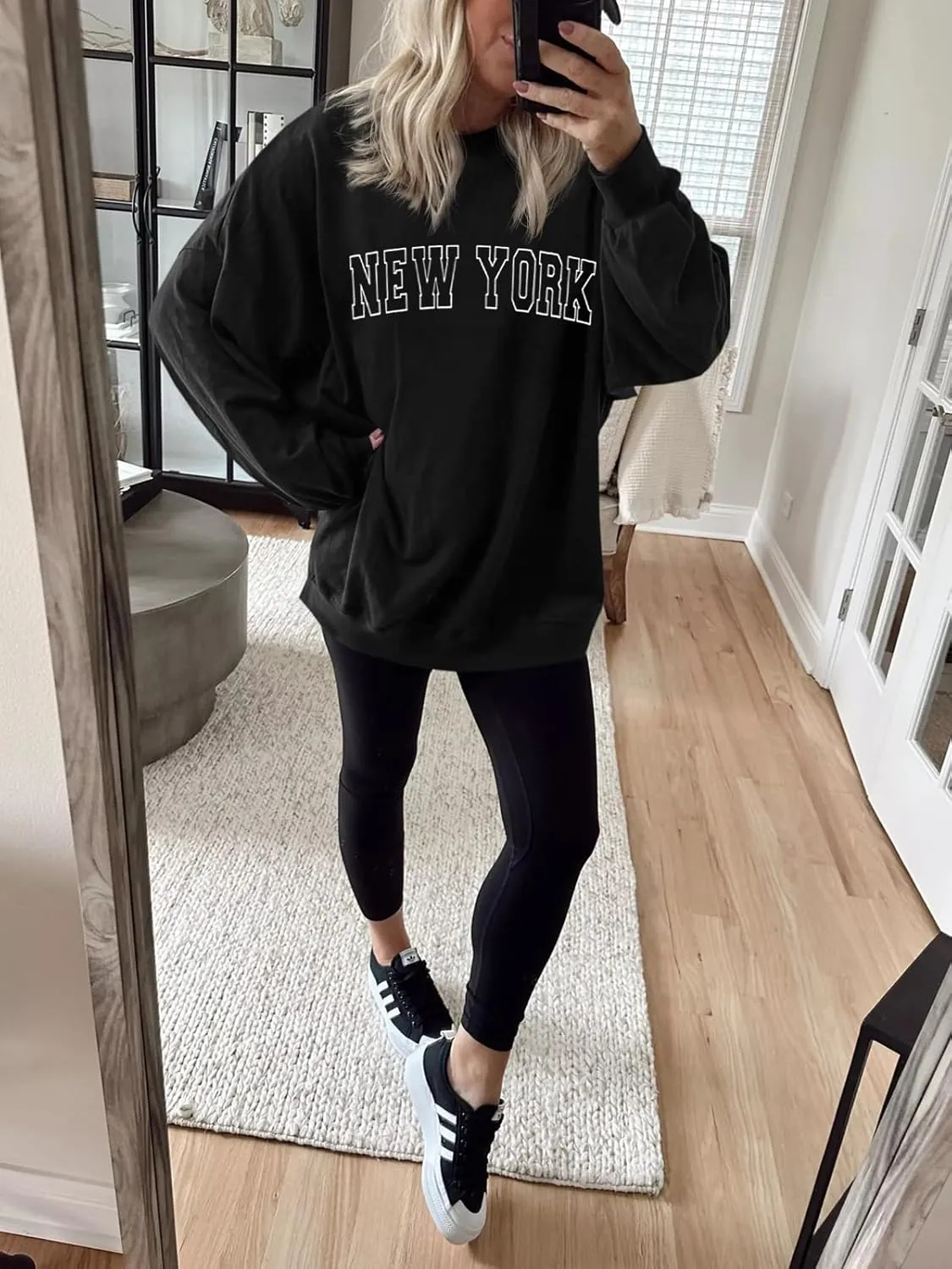 Langwyqu Women's Oversized Sweatshirt Los Angeles California Crewneck Long Sleeve Casual Loose Pullover Tops