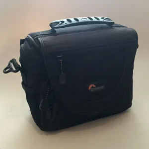 Lowepro Nova 1 AW Camera Bag (Black)