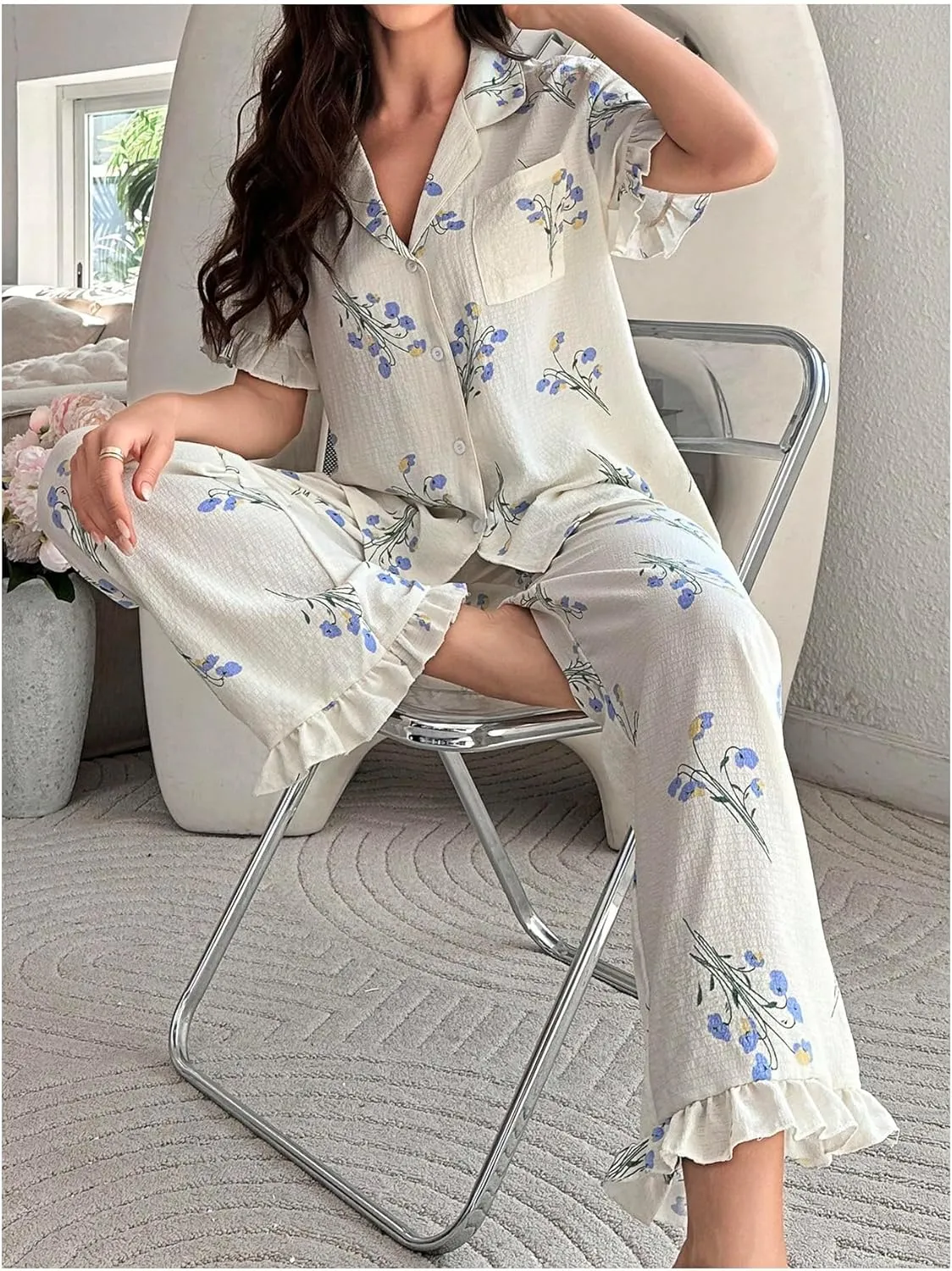 MakeMeChic Women's Floral Pajama Sets 2 Piece PJ Ses Short Sleeve Tops and Pants Sleepwear