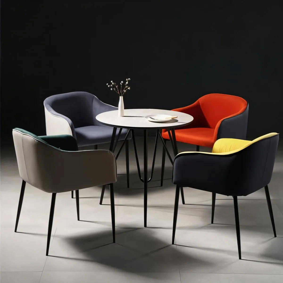 Sgabell Accent Chair