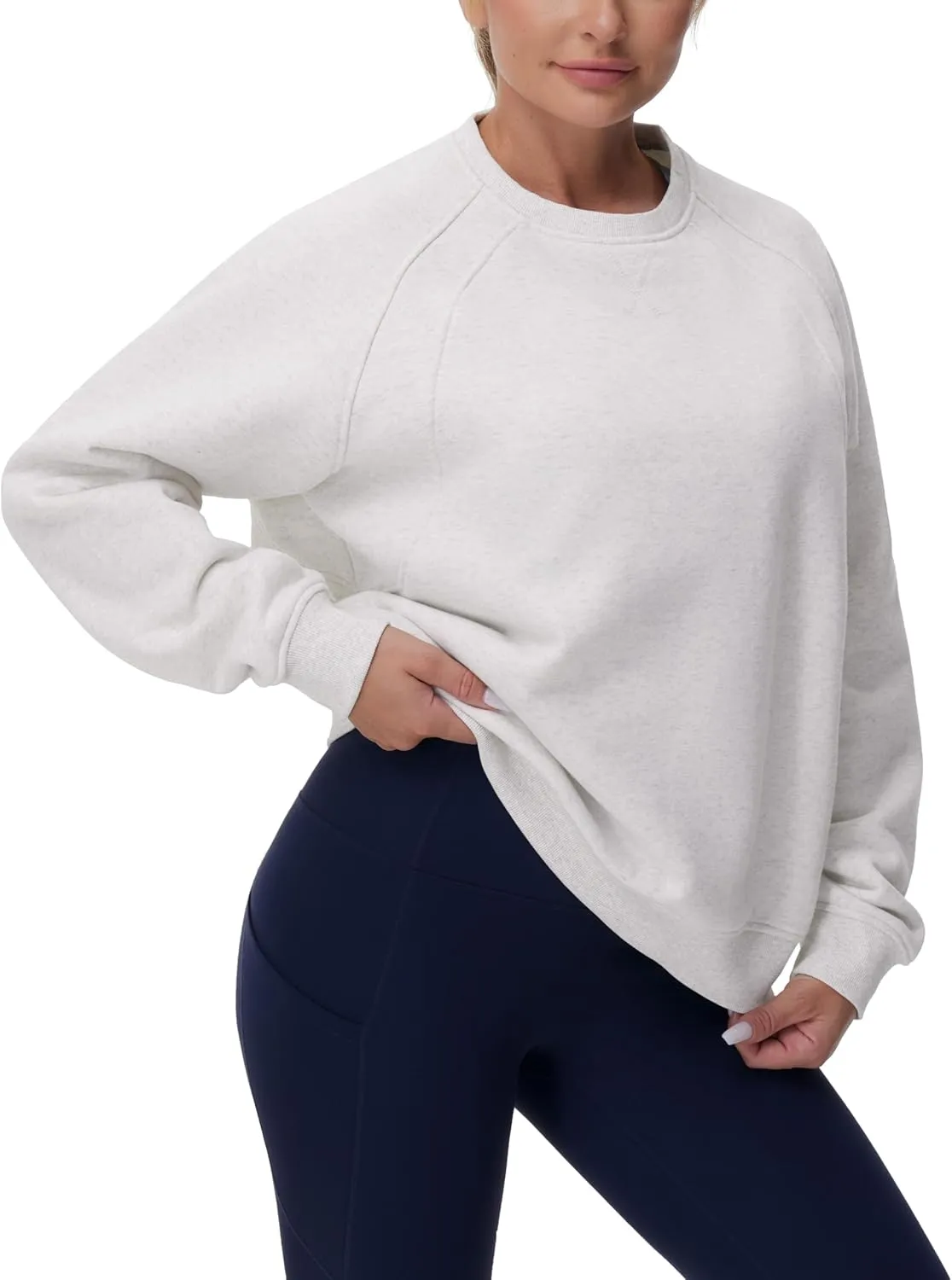 THE GYM PEOPLE Women's Oversized Fleece Sweatshirts Loose Fit Crewneck Long Sleeve Pullover Tops