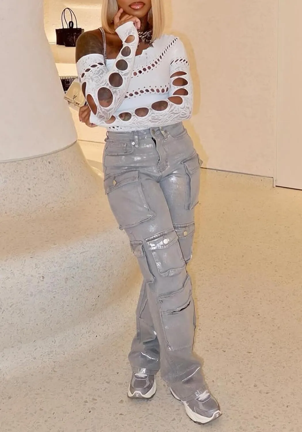 Unybwonn Women High Waisted Metallic Cargo Jeans Y2k Satin Sparkly Straight Wide Leg Denim Pants with Flap Pockets