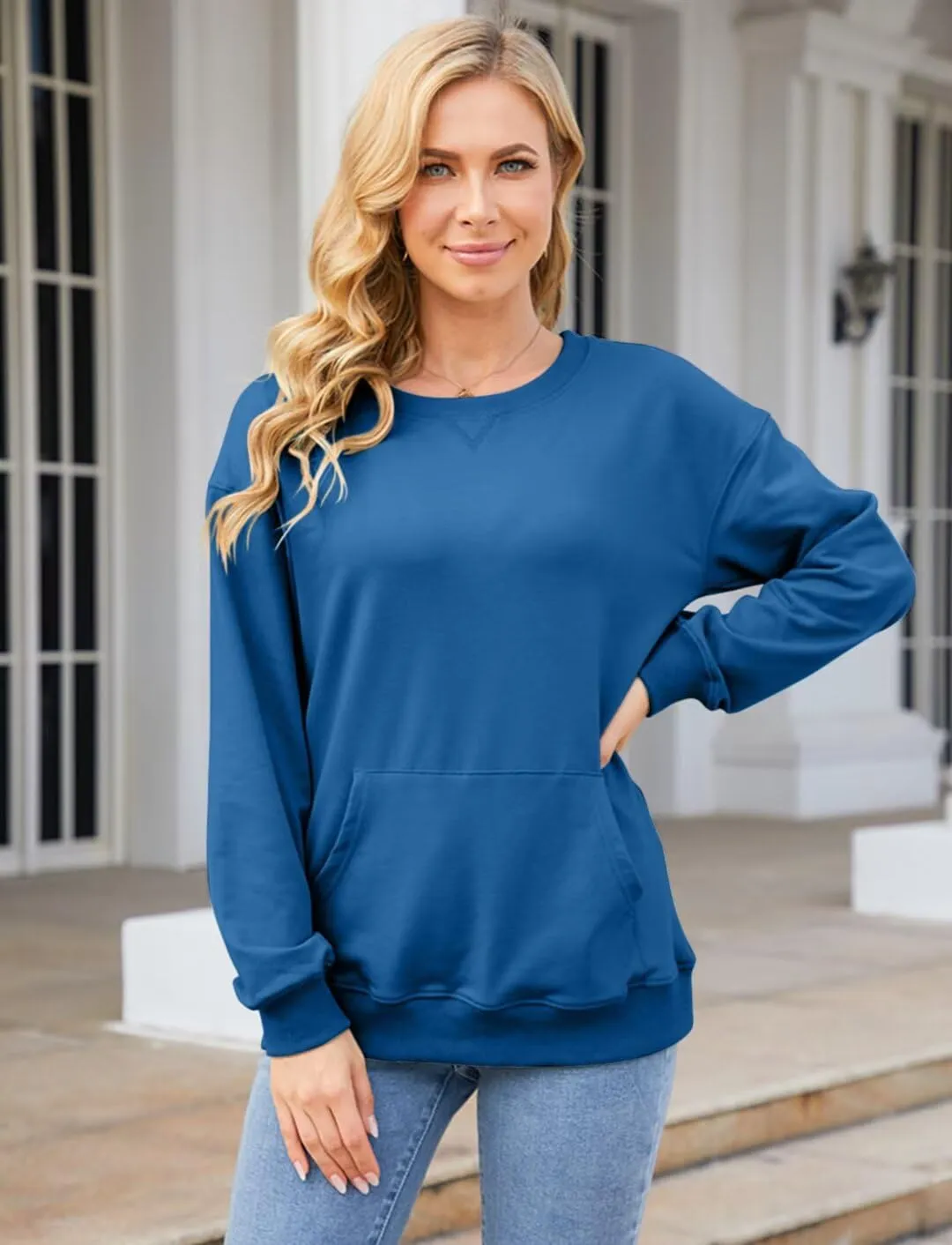 Womens Long Sleeve Sweatshirts Casual Crewneck Cute Pullover Tops Lightweight Sweatshirt with Pocket 2025