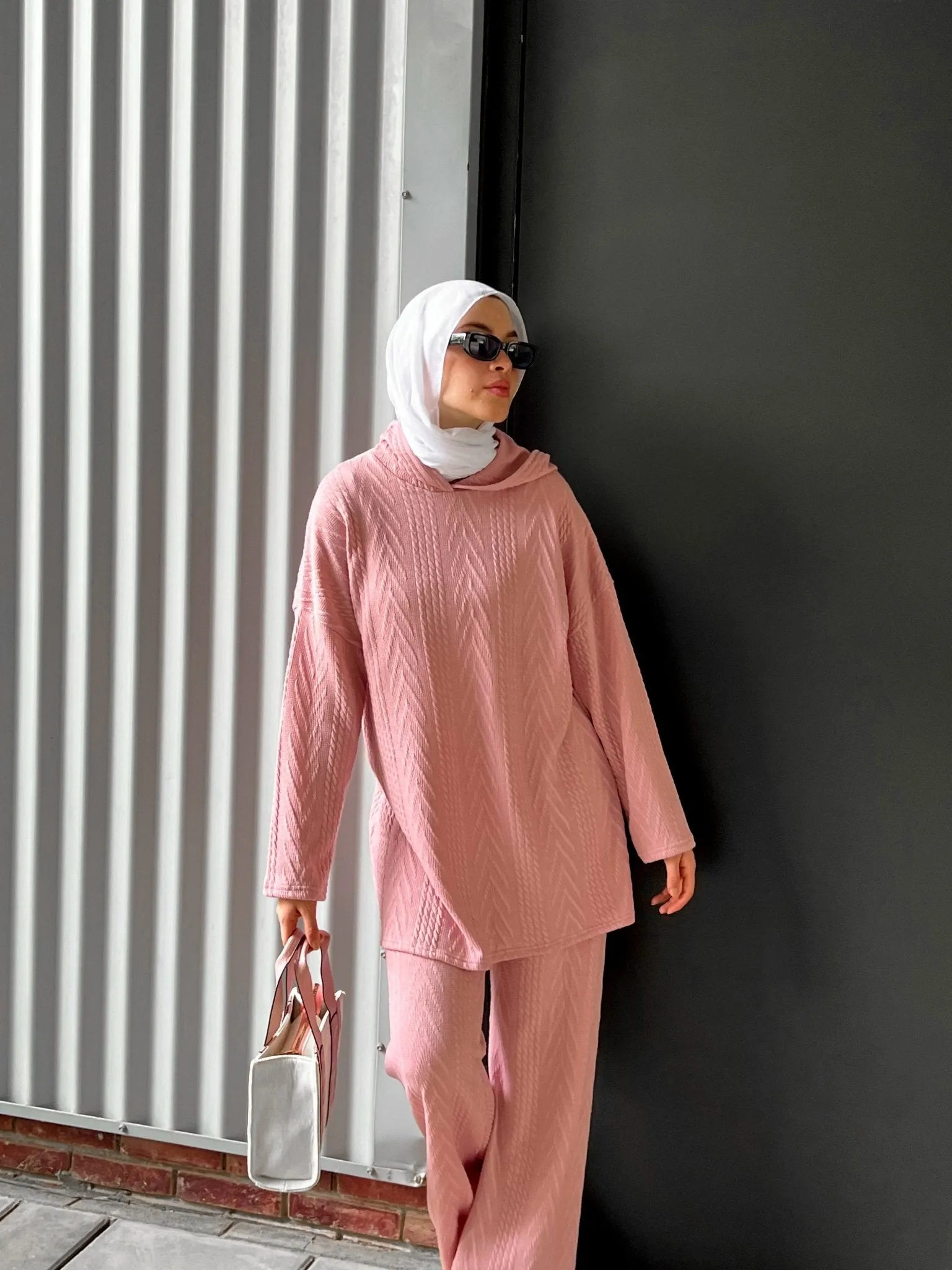 Zalya in pink pearl